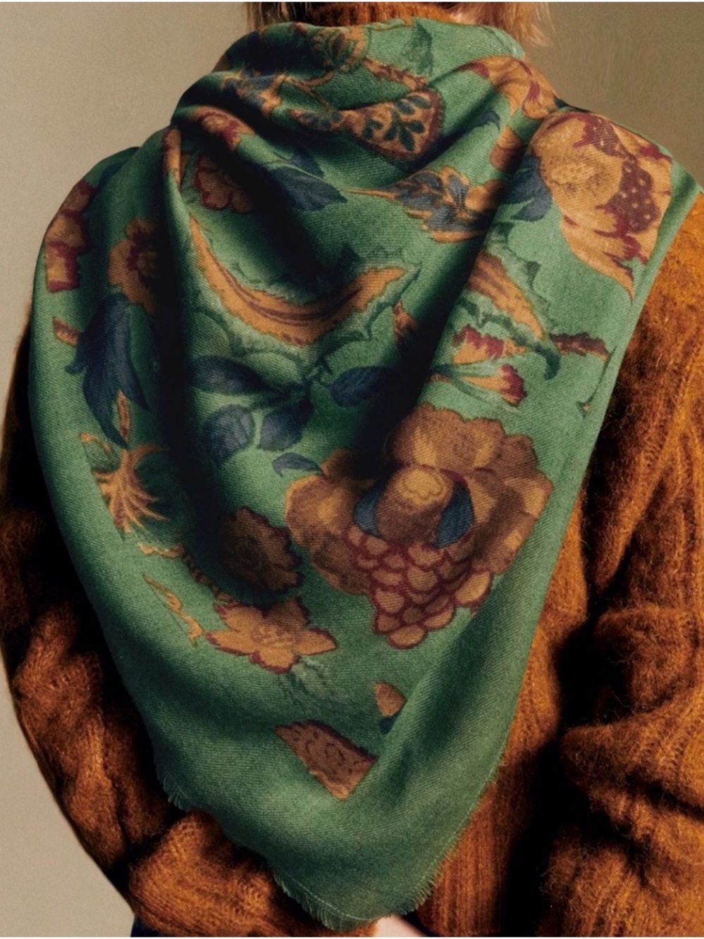 Sezane Pio Scarf - Sea Green/Retro Flower Pattern - Picture 3 of 4